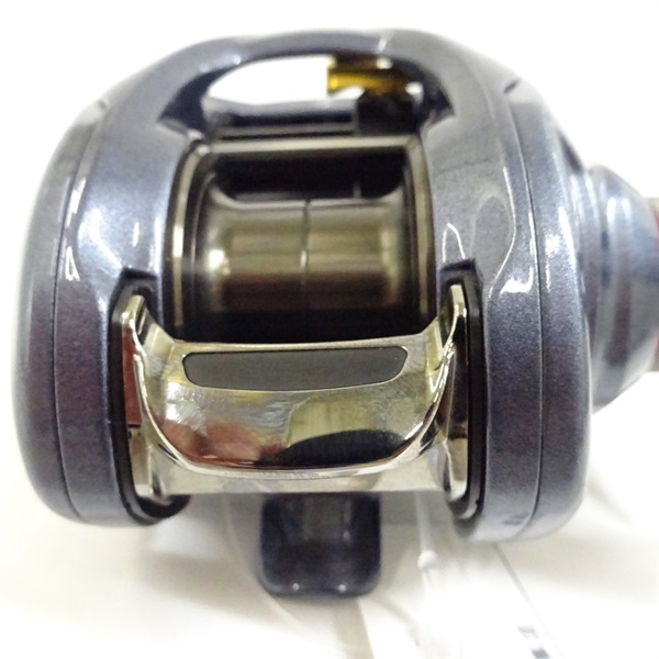 ジリオンＳＶ ＴＷ７．３ 右